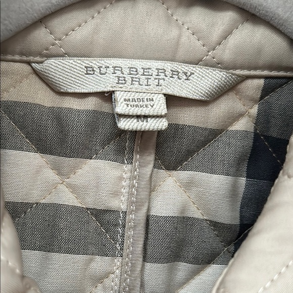 Burberry Brit Quilted Puffer Jacket Size Medium - Picture 4 of 13